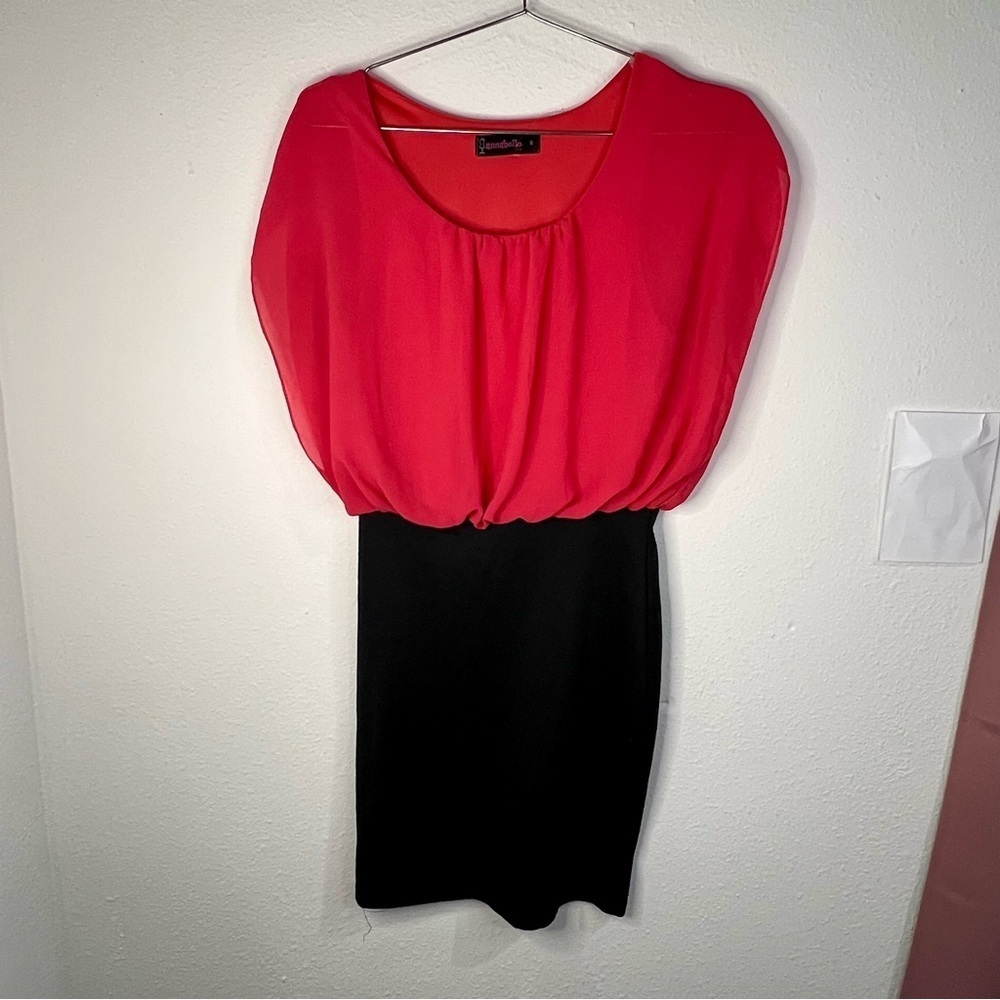 Annabelle Sheer Coral Top Dress Work to Weekend Effortless Elegance Size Small